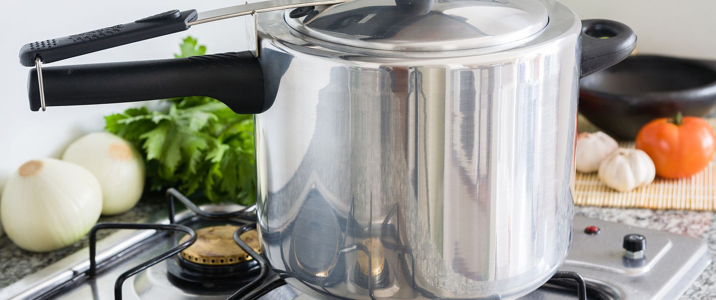 Important Things to look for in a pressure cooker before buying